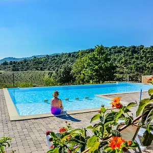 Domaine De Chadeyron Camping